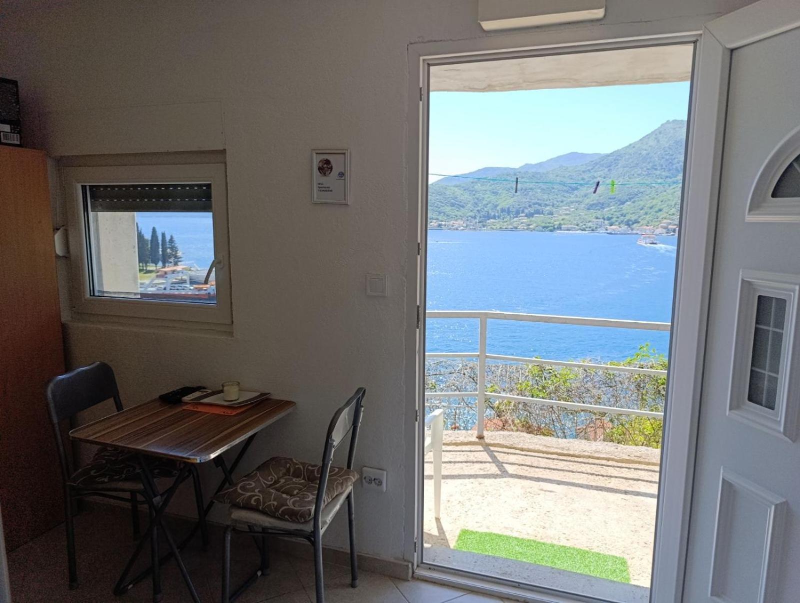 Apartments Eftimov Tivat Eksteriør bilde