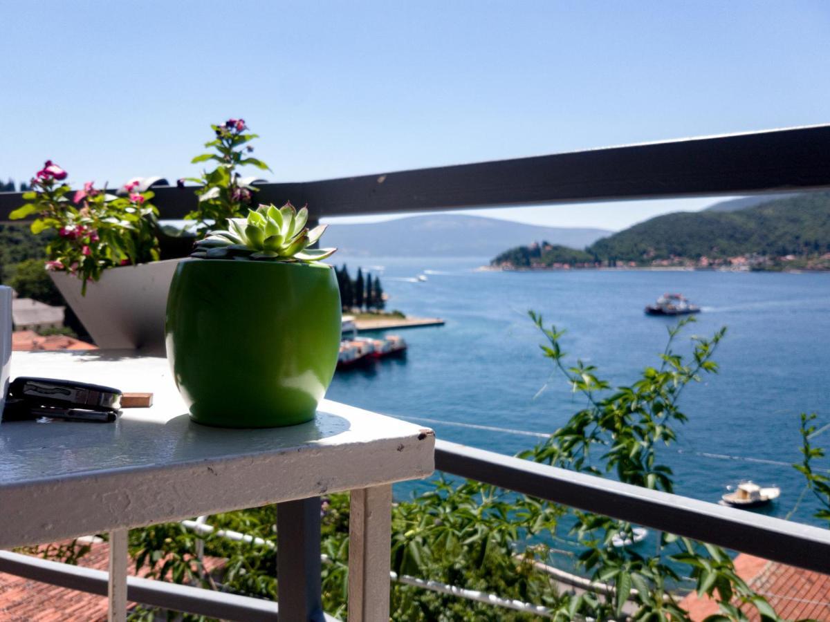 Apartments Eftimov Tivat Eksteriør bilde